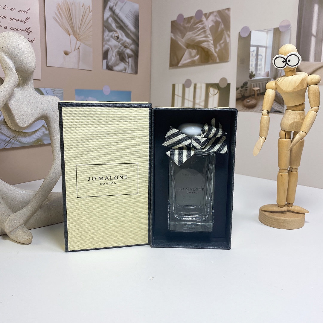 Jo Malone perfume